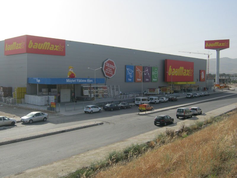 Sönmez Grup - İzmir Baumax Yapı Marketi